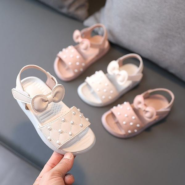 Sandale moderne pentru copii cu perle si panglica