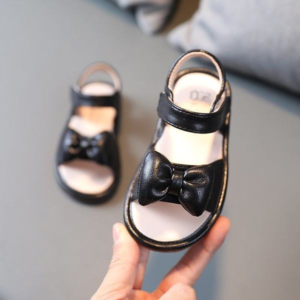 Sandale pentru copii din piele ecologica cu panglica si sticker