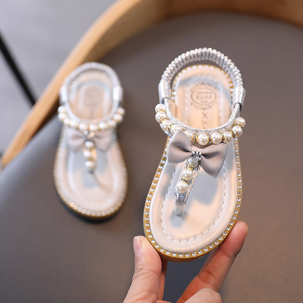 Sandale moderne pentru copii cu panglică și perle - pentru fete