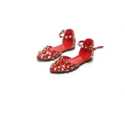 Sandale fete model ascutit cu carouri metalice