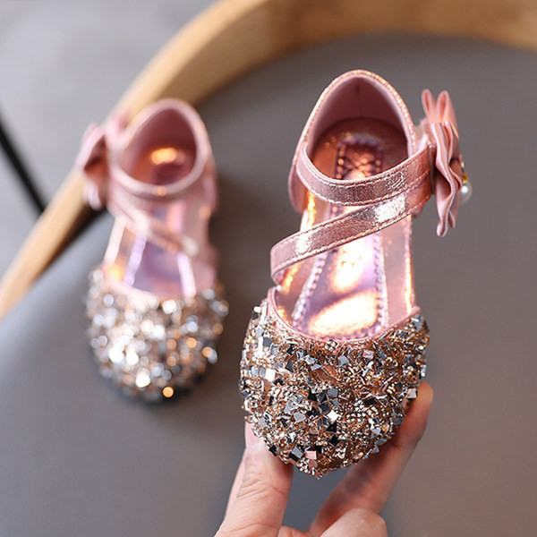 Sandale moderne pentru copii cu flori 3D și pietre