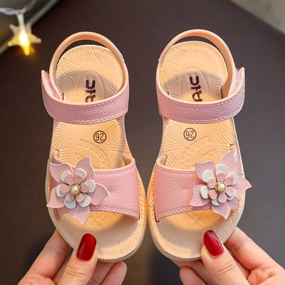 Dječje sandale s 3D cvjetnim elementom i ravnim potplatom