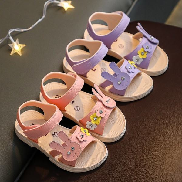 Sandale pentru copii cu talpă plată și element 3D iepure