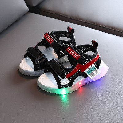 Sandale casual cu talpa luminoasa pentru fete