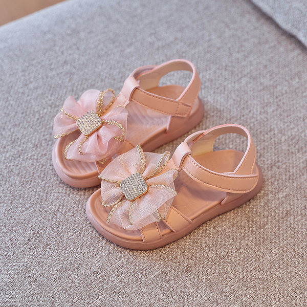 Παιδικά σανδάλια για κορίτσια με επίπεδη σόλα και λουράκια βελκρό