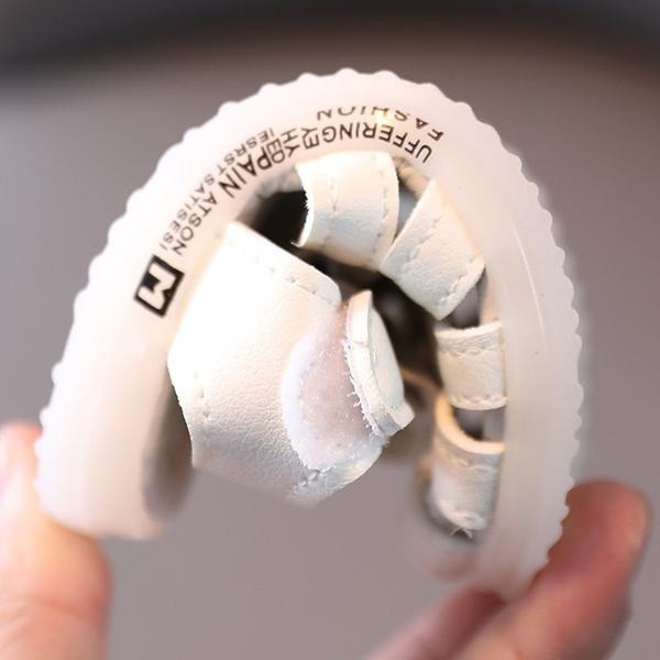 Sandale luminoase pentru copii cu panglici si autocolante