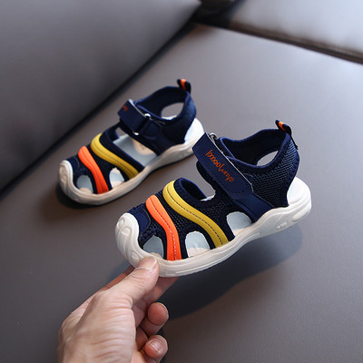 Model nou de sandale pentru copii potrivite pentru fete