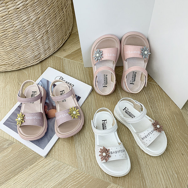 Sandale casual pentru copii cu autocolante și elemente 3D