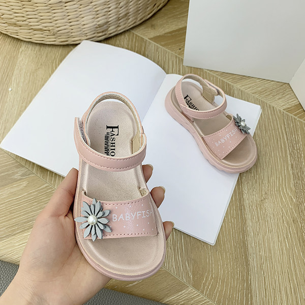 Sandale casual pentru copii cu autocolante și elemente 3D