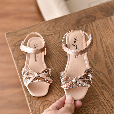 Model nou de sandale pentru copii cu panglica si efect stralucitor