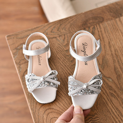 Model nou de sandale pentru copii cu panglica si efect stralucitor