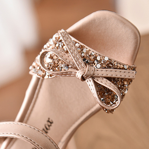 Model nou de sandale pentru copii cu panglica si efect stralucitor