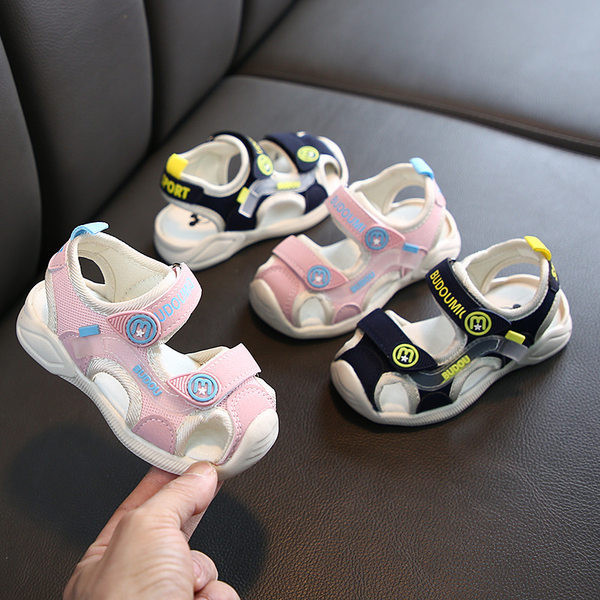 Sandale pentru copii cu autocolante in trei culori