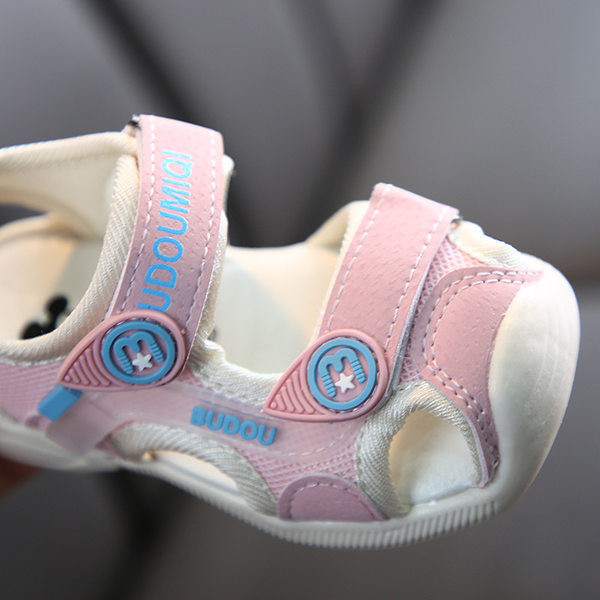 Sandale pentru copii cu autocolante in trei culori