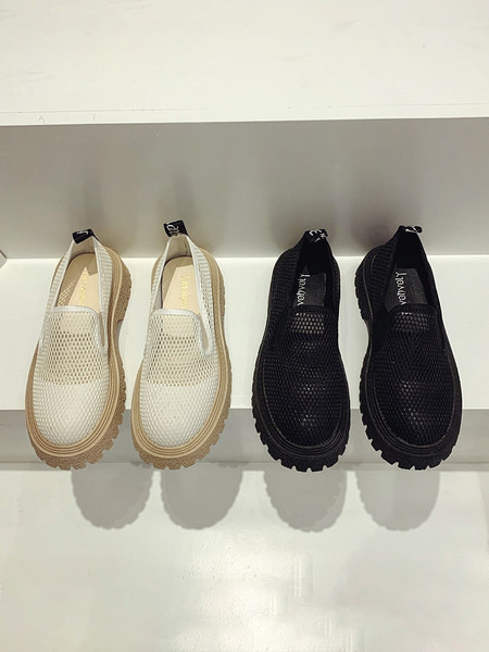 Pantofi casual de dama cu talpa aspra si plasa