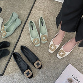 Pantofi moderni de dama cu catarama patrata