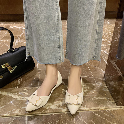 Νέο μοντέλο γυναικεία παπούτσια με επίπεδη σόλα