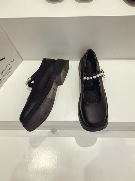 Pantofi casual dama cu decor sidefat - doua modele