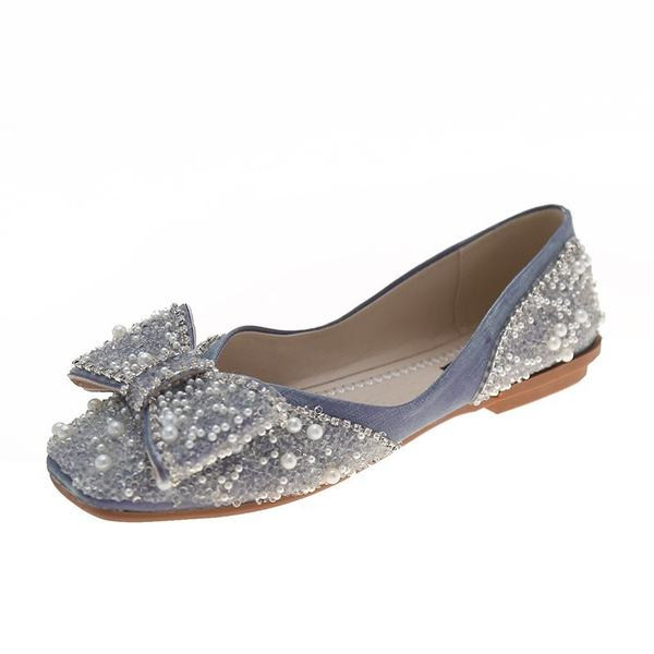 Pantofi de dama actuali cu panglica si perle