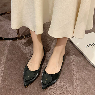 Pantofi moderni de dama ascutit in mai multe culori