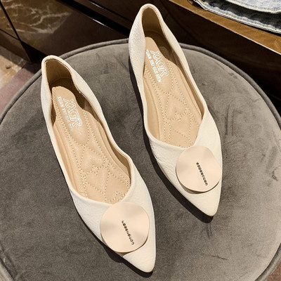 Γυναικεία casual μυτερά παπούτσια με επίπεδη σόλα