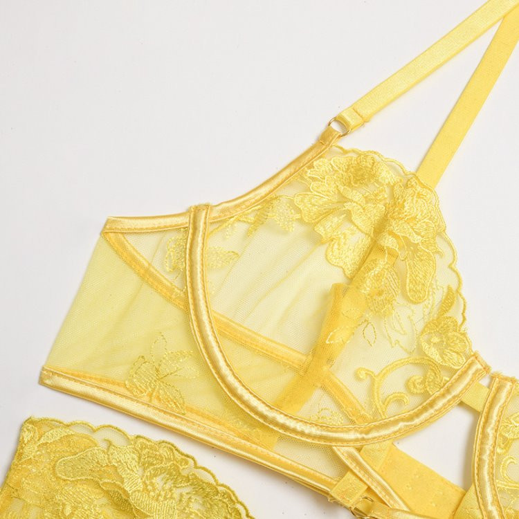 Κομψή γυναικεία δαντέλα σε δύο μέρη