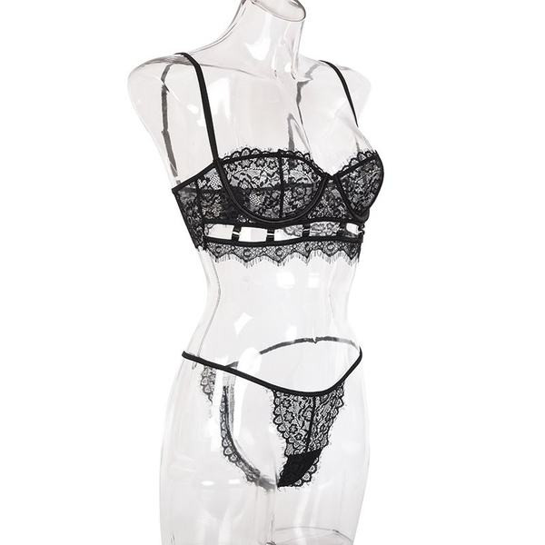 Set modern intim pentru tocat dantela