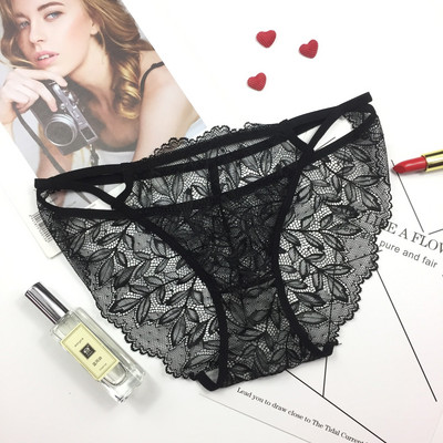 Bikini de dama actual cu dantela