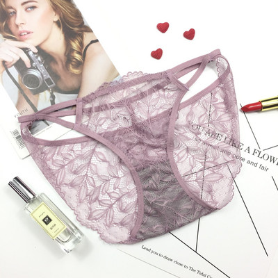 Bikini de dama actual cu dantela