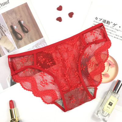 Κομψό γυναικείο μπικίνι από δαντέλα