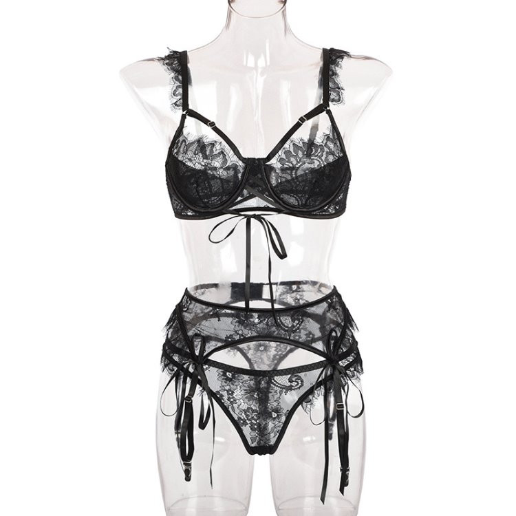 Γυναικείο γυναικείο σετ από δύο μέρη με δαντέλα