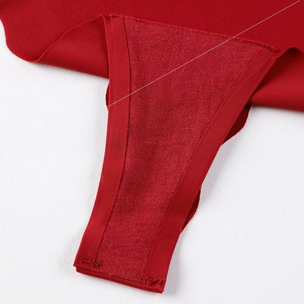 Aktualan ženski bikini jednobojni model