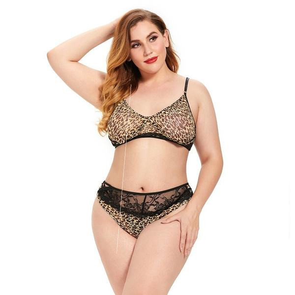 Κομψό γυναικείο σετ με άνιμαλ πριντ