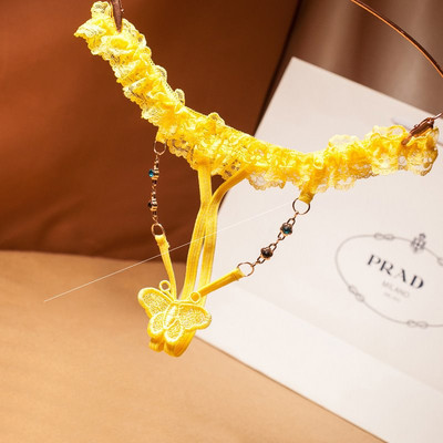 Aktuālās sieviešu mežģīņu siksnas ar metāla elementu