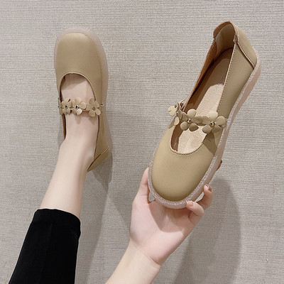 Model nou de pantofi casual dama cu talpa plate in bej si alb