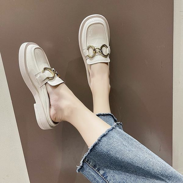 Pantofi casual dama cu decor metalic si talpa plata