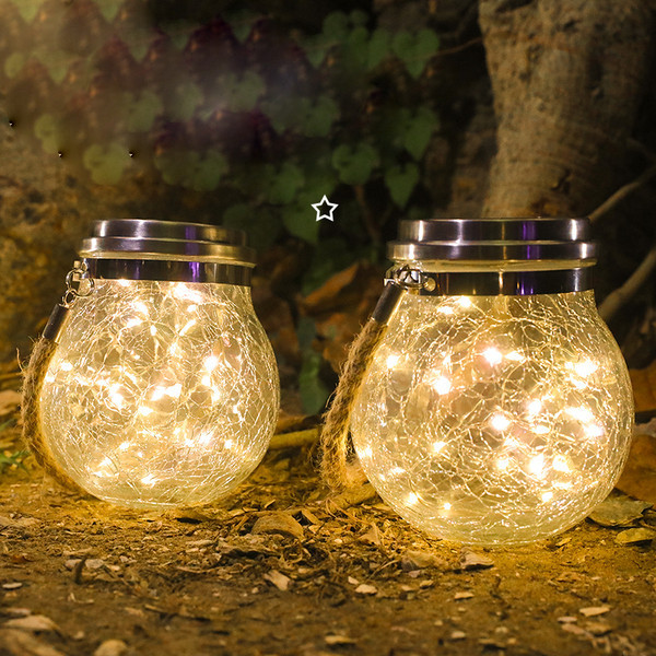 Pakabinamas vandeniui atsparus šviestuvas sodui ar balkonui