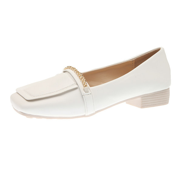 Pantofi de dama din piele cu lant metalic