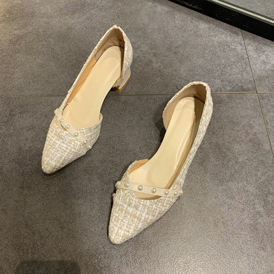 Pantofi de damă în carouri ascuțiți cu perle