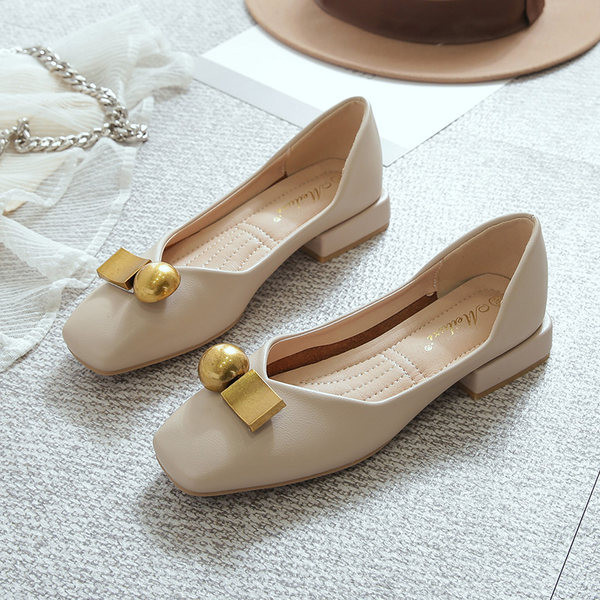 Casual γυναικεία έκο δερμάτινα παπούτσια με μεταλλικό στοιχείο και τετράγωνο τακούνι