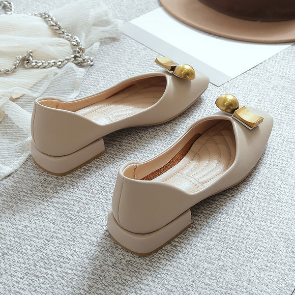 Casual γυναικεία έκο δερμάτινα παπούτσια με μεταλλικό στοιχείο και τετράγωνο τακούνι