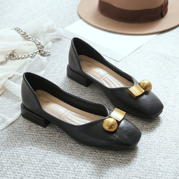 Casual γυναικεία έκο δερμάτινα παπούτσια με μεταλλικό στοιχείο και τετράγωνο τακούνι