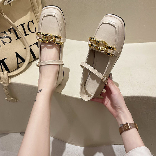 Pantofi casual dama din piele cu decor metalic