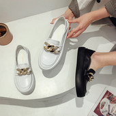 Pantofi de dama din piele cu lant metalic