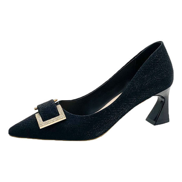 Model nou de pantofi casual cu tocuri joase