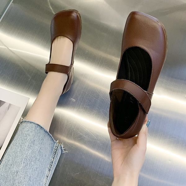 Pantofi de dama din piele cu inchidere cu velcro