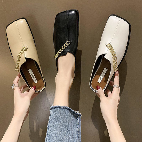 Pantofi de dama din piele cu lant metalic in trei culori