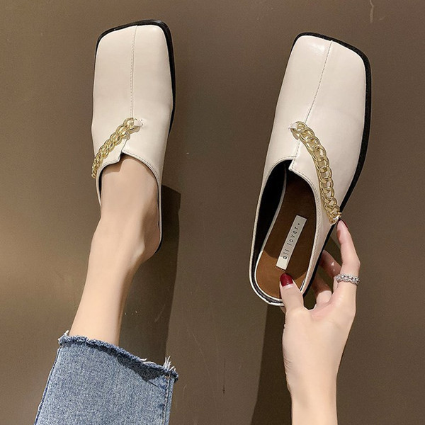 Pantofi de dama din piele cu lant metalic in trei culori