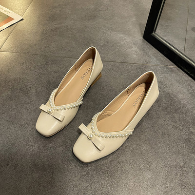 Γυναικεία έκο δερμάτινα παπούτσια με πέρλες και τακούνι 3 cm