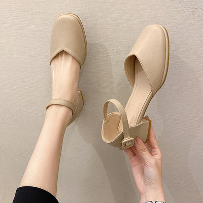 Γυναικεία μοντέρνα έκο δερμάτινα παπούτσια σε μπεζ και καφέ χρώμα